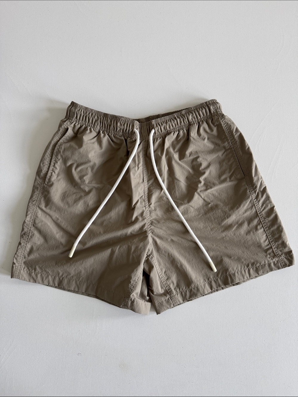 Men's Athletic Drawstring Shorts in Taupe